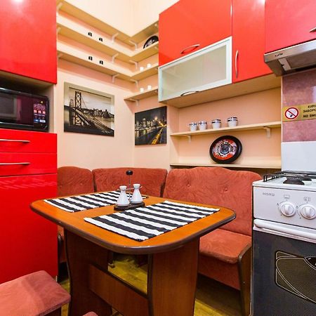 Біля Дзиги Сучасна Квартира На Вулиці Вірменській 35 Lviv Dış mekan fotoğraf