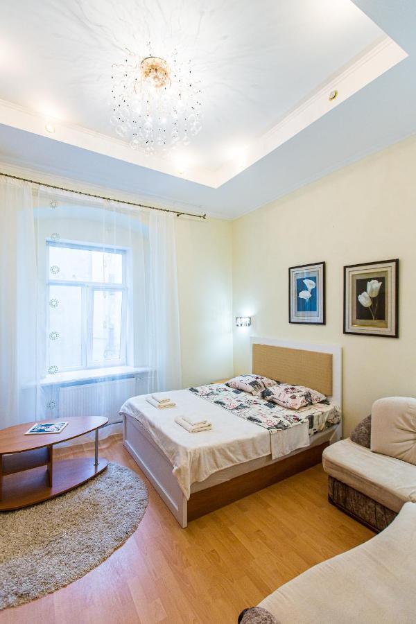 Біля Дзиги Сучасна Квартира На Вулиці Вірменській 35 Lviv Dış mekan fotoğraf