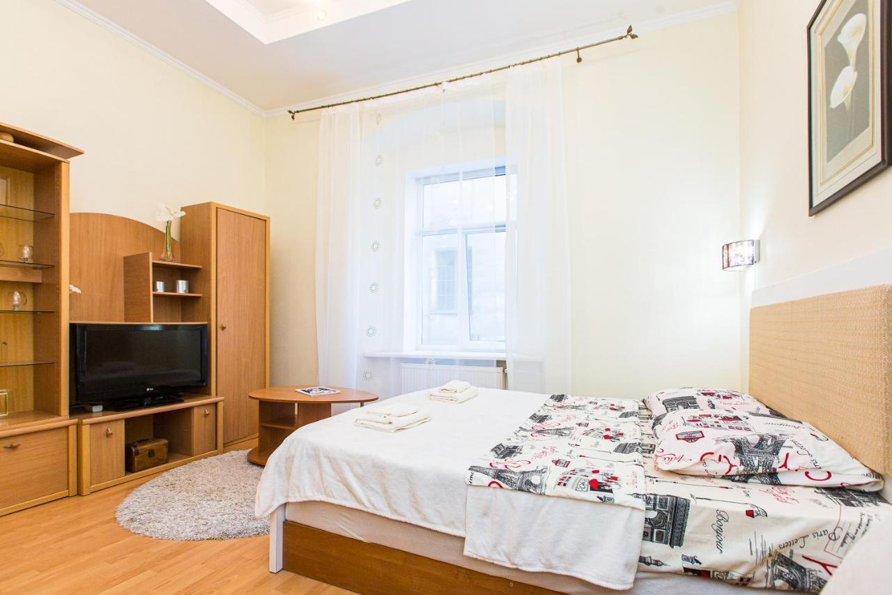 Біля Дзиги Сучасна Квартира На Вулиці Вірменській 35 Lviv Dış mekan fotoğraf