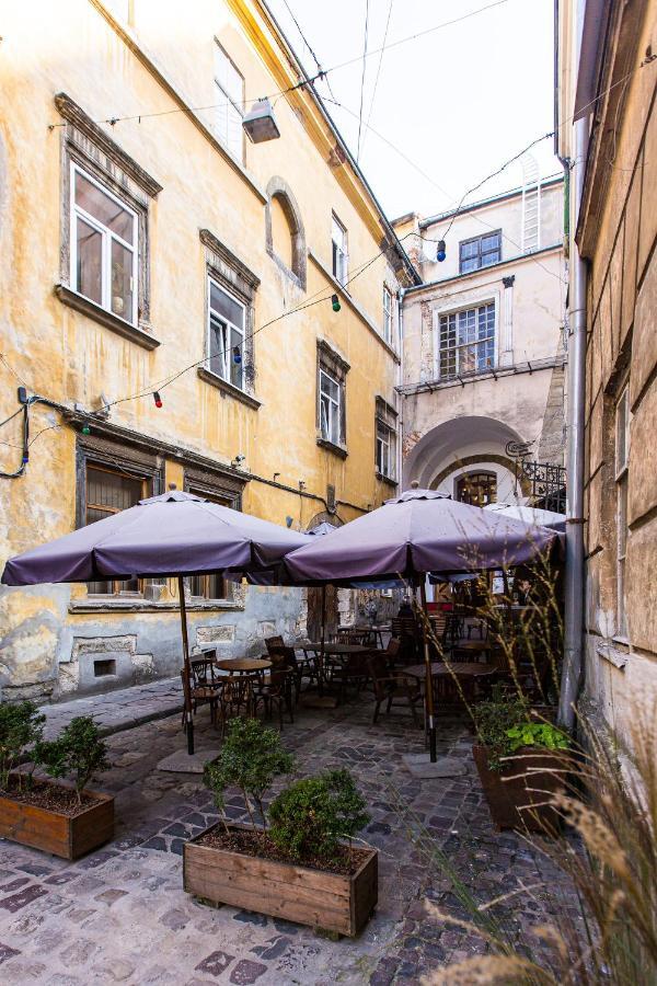 Біля Дзиги Сучасна Квартира На Вулиці Вірменській 35 Lviv Dış mekan fotoğraf