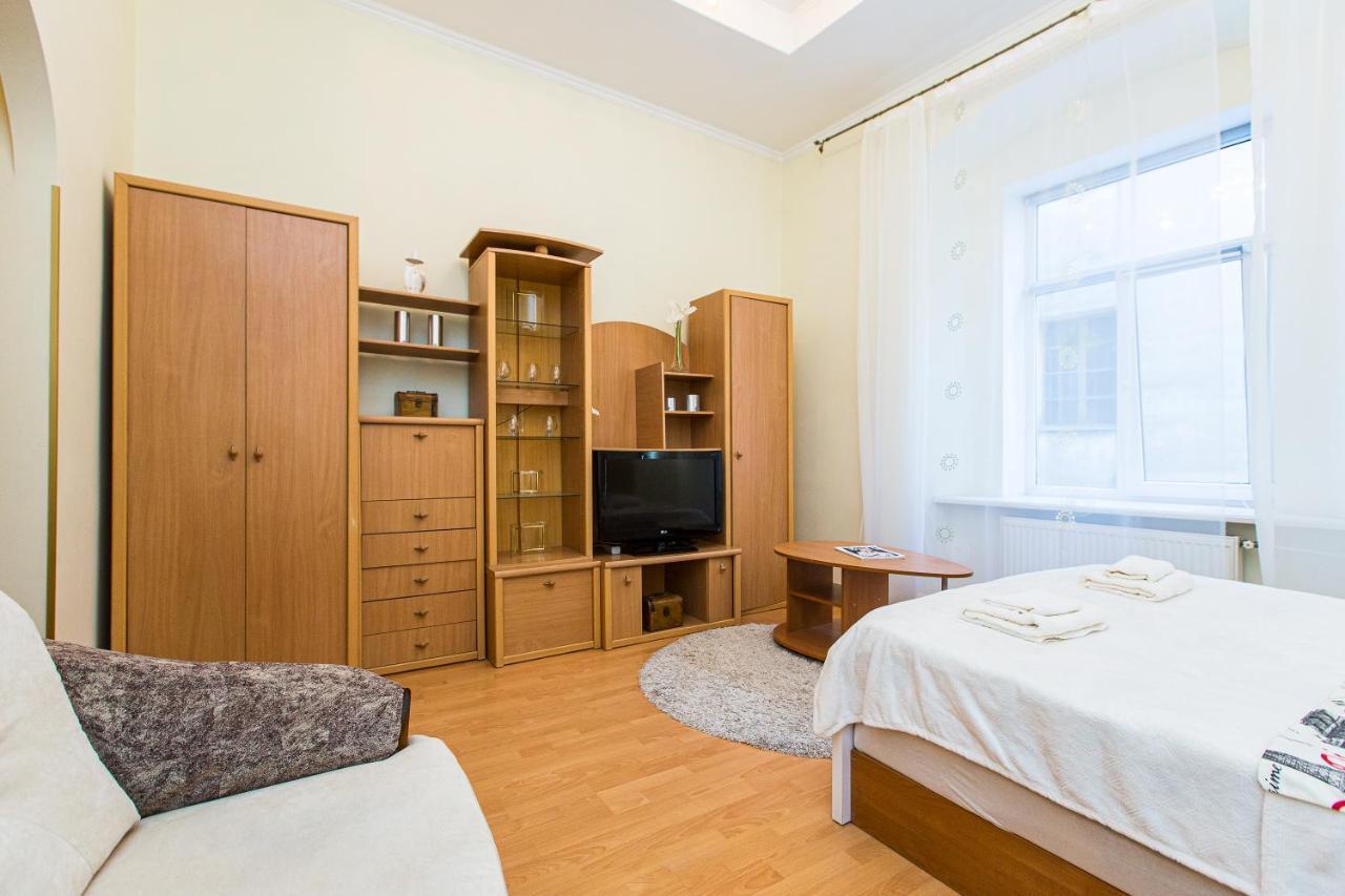 Біля Дзиги Сучасна Квартира На Вулиці Вірменській 35 Lviv Dış mekan fotoğraf