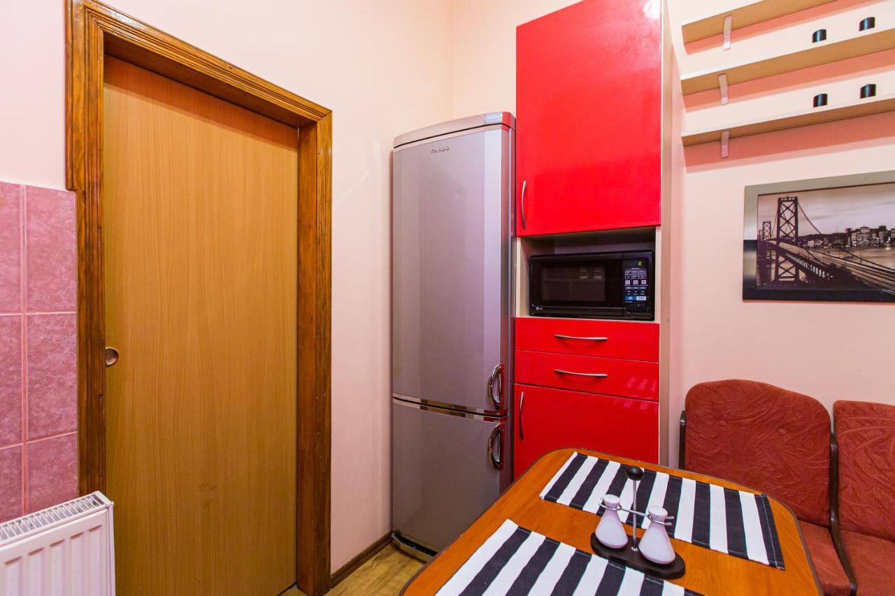 Біля Дзиги Сучасна Квартира На Вулиці Вірменській 35 Lviv Dış mekan fotoğraf